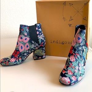 NIB indigo rd. Booties
